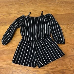 Pinc Premium Girl’s Black Striped Romper Size M